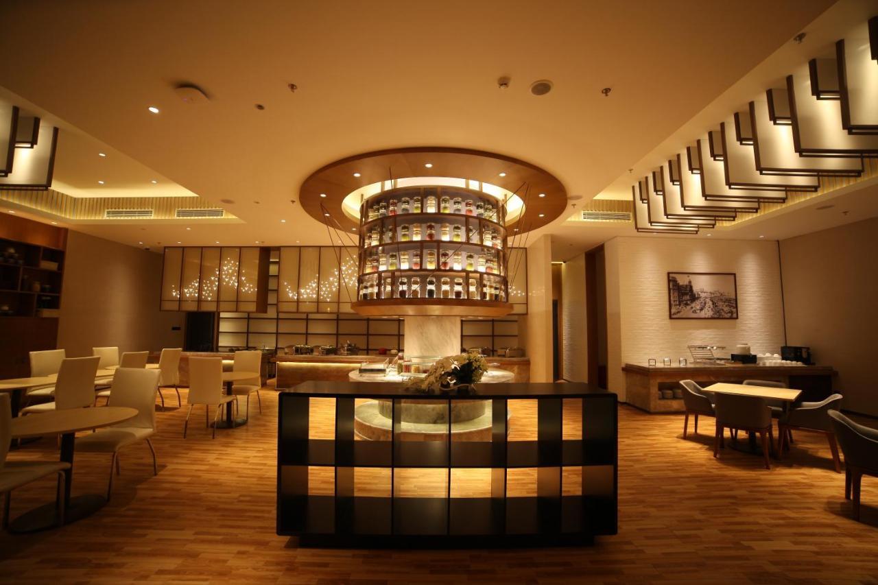 Metropolo Jinjiang Hotels Shanghai Hongqiao National Exhibition Center Exterior photo