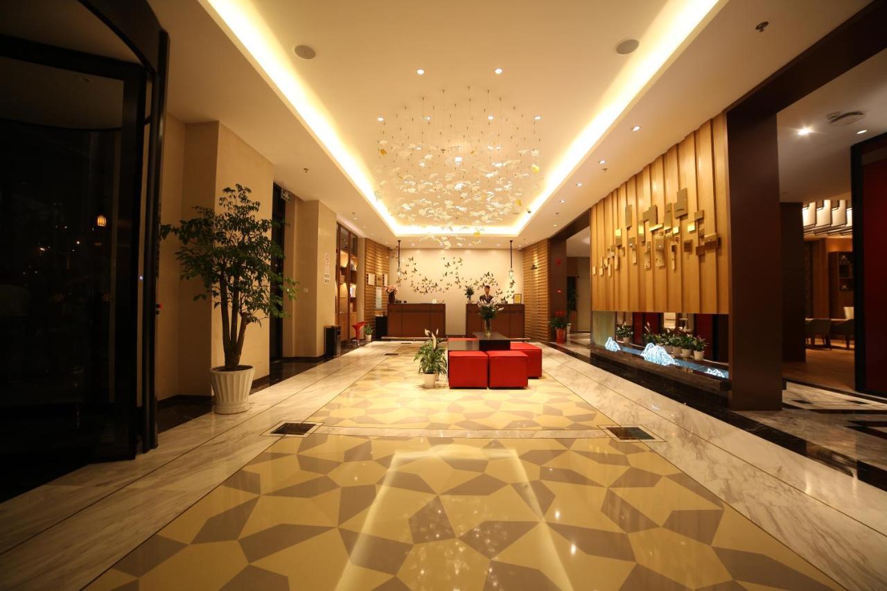 Metropolo Jinjiang Hotels Shanghai Hongqiao National Exhibition Center Room photo